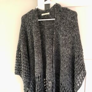 Super soft and comfy, very lightly worn shawl